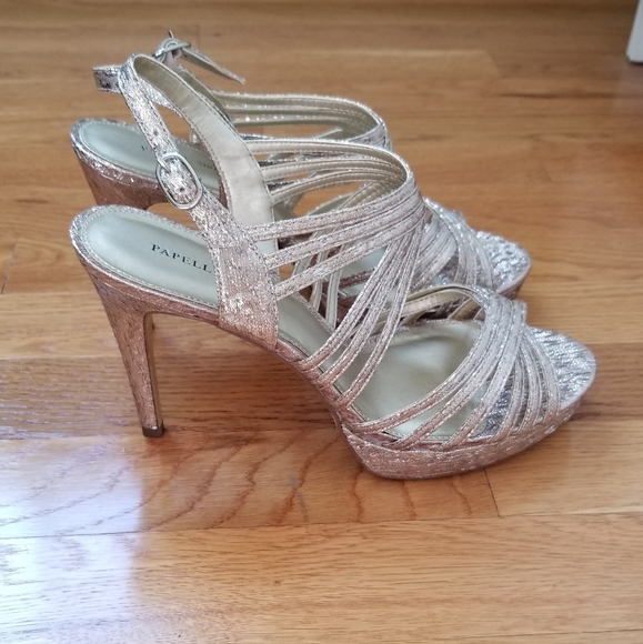 Gold Shimmery High Heel Shoes NIB *Make Offer* - Picture 4 of 7